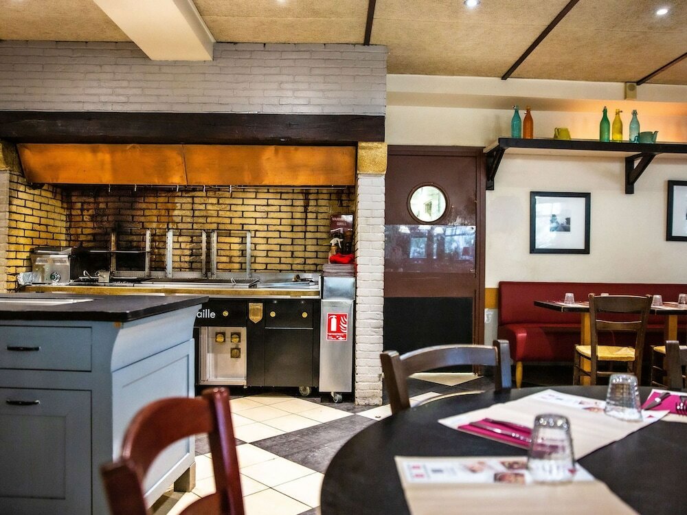 Фото Ibis Paris Porte d'Orléans