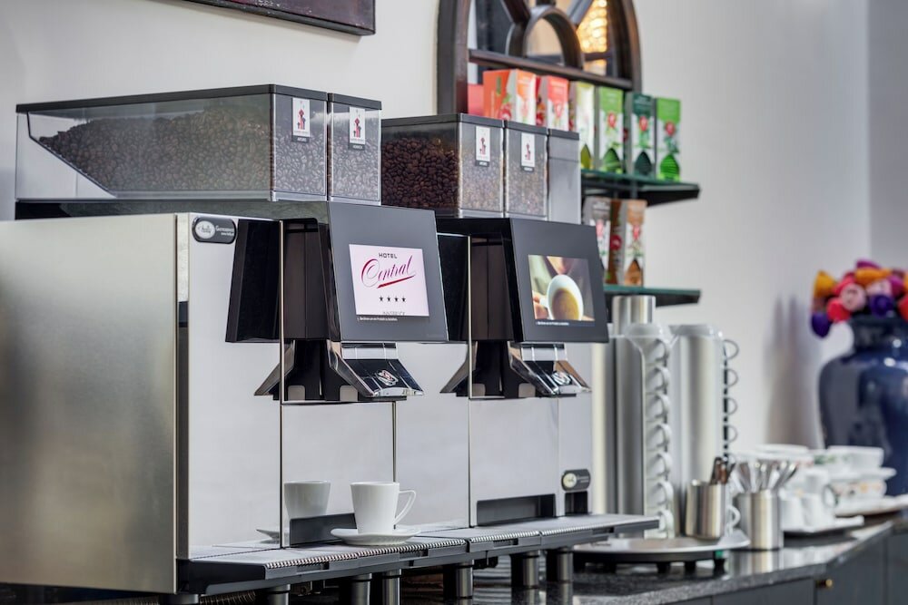 Фото Hotel Central