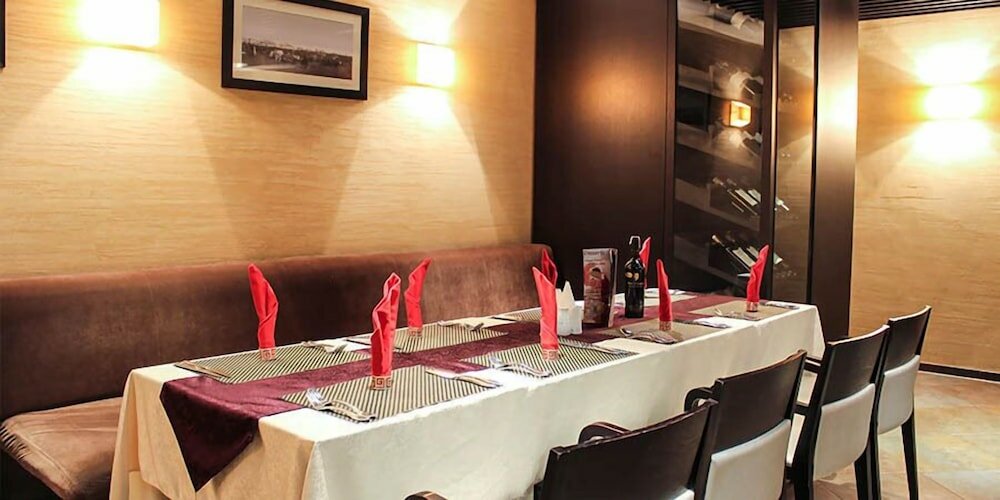 Фото Urgoo Boutique Hotel