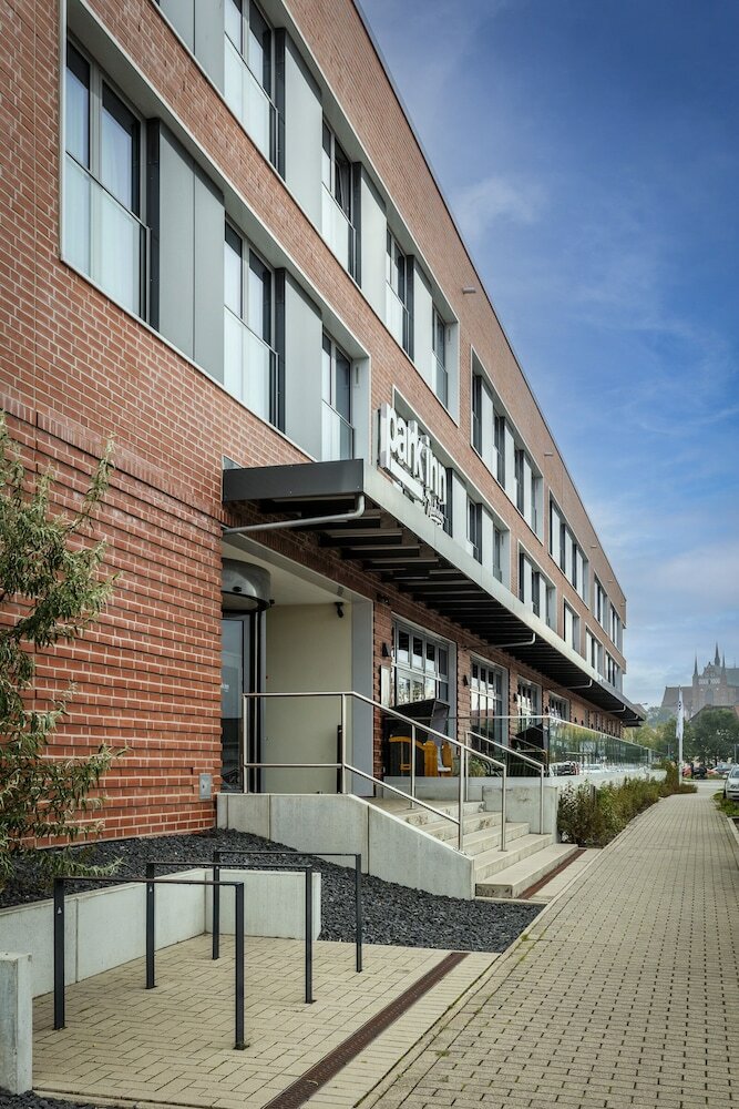 Фото Park Inn by Radisson Wismar