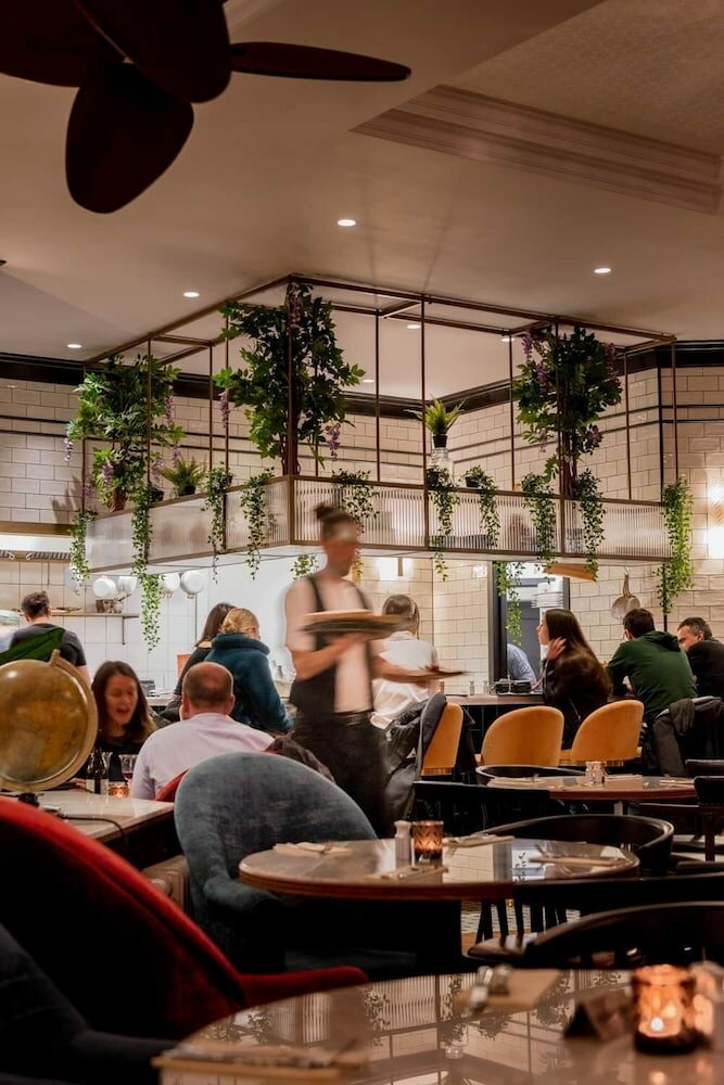 Фото Craves Hotel