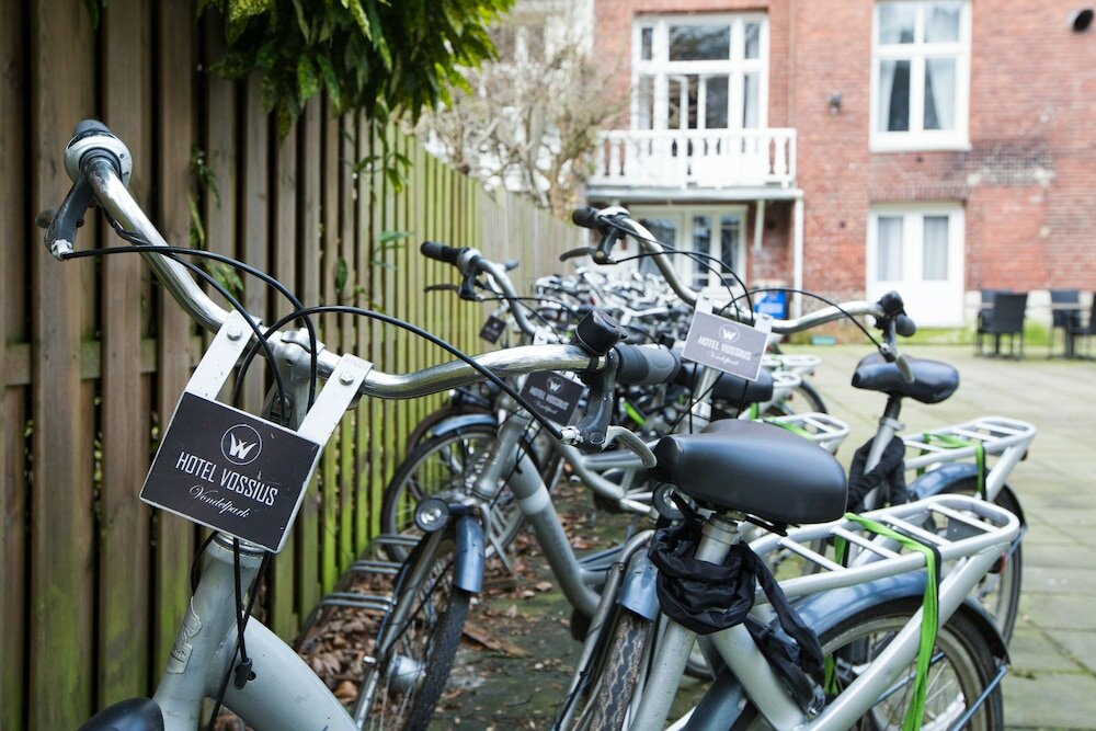 Фото Hotel Vossius Vondelpark