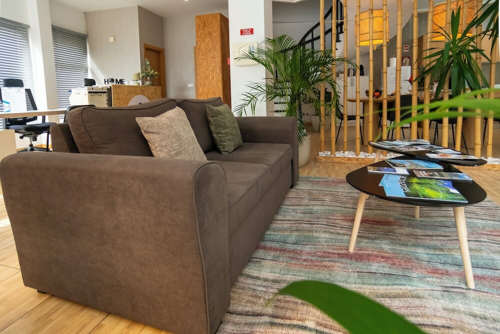 Фото Central Guest House