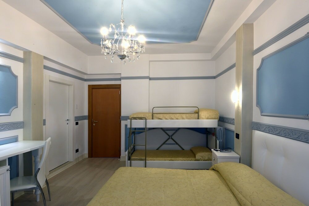 Фото Hotel Ristorante Commercio