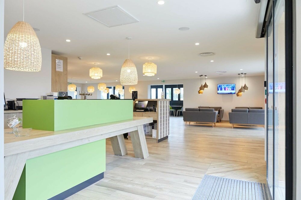 Фото Hotel Campanile Pau