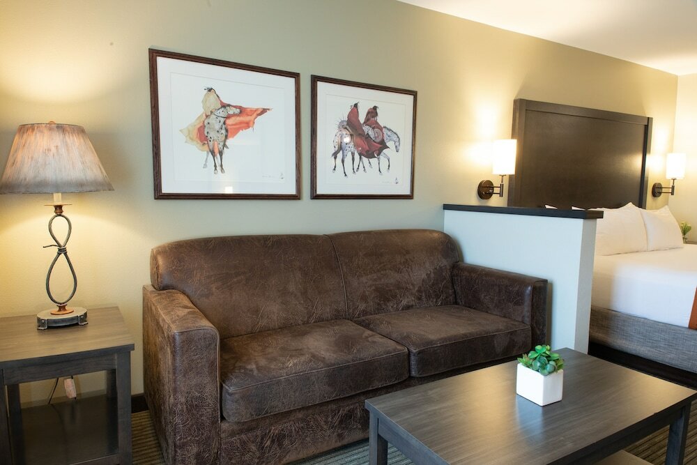 Фото Oxford Suites Pendleton