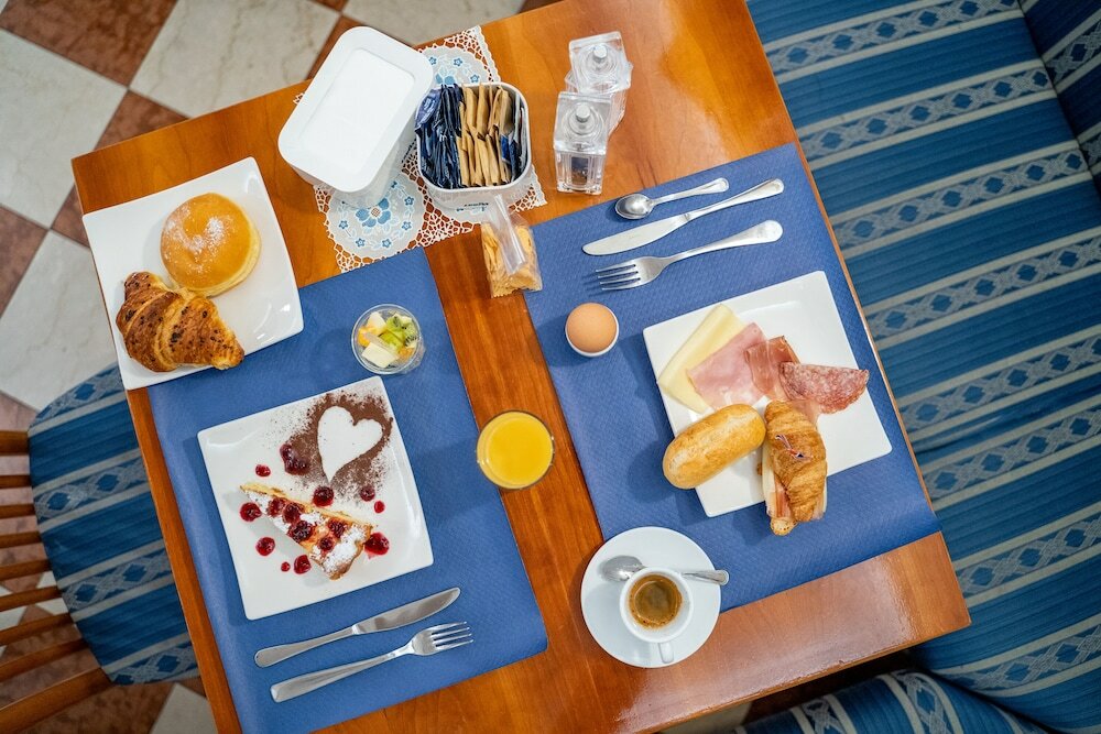 Фото Hotel Maritan