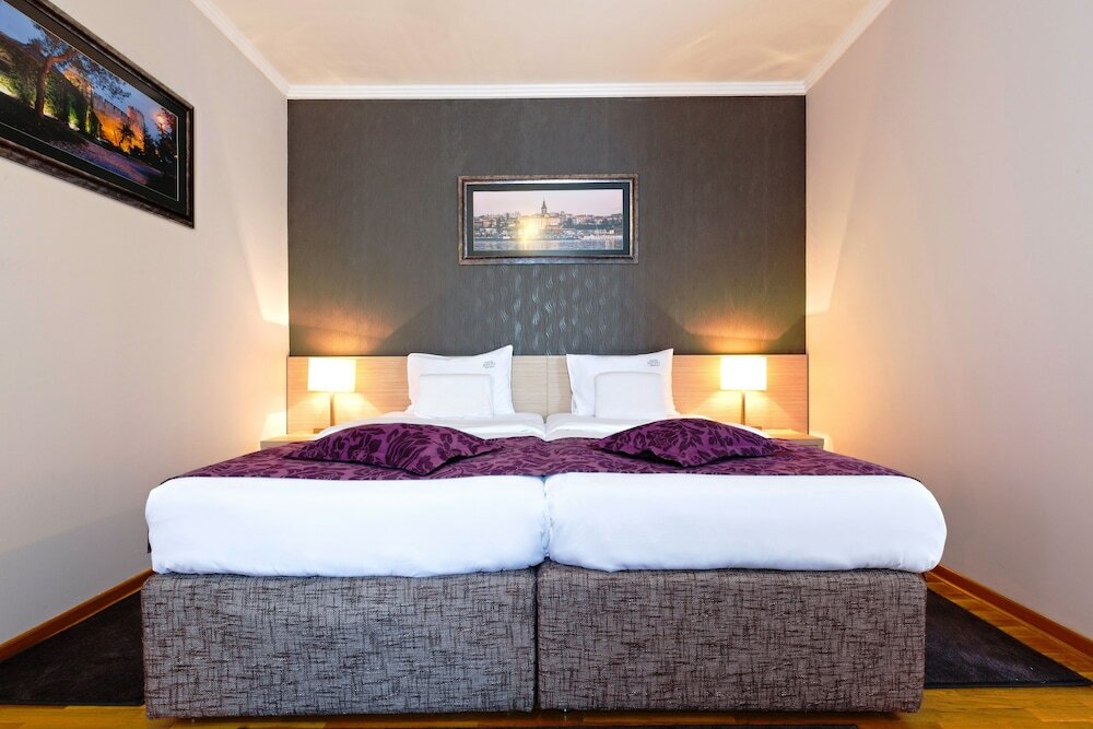 Фото Hotel Nevski