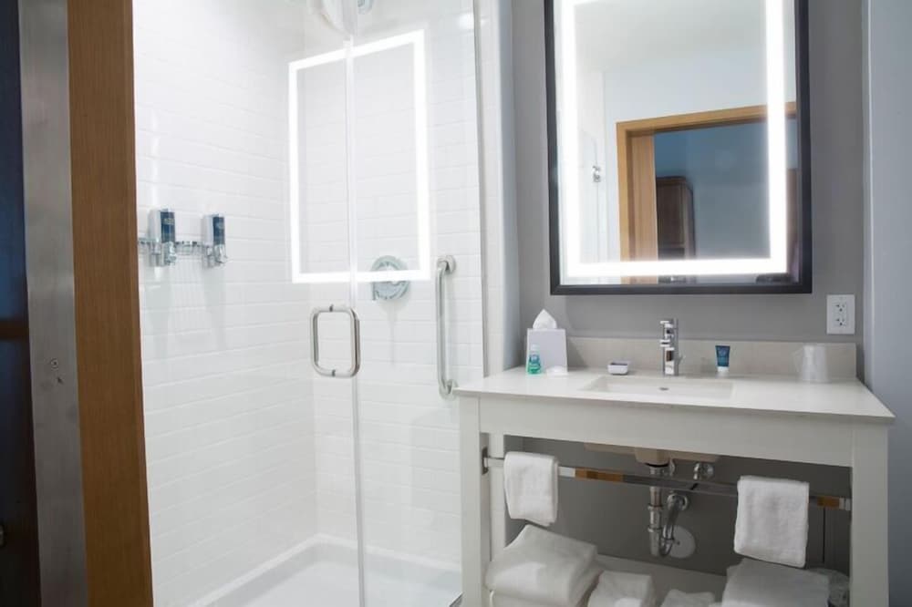 Фото Four Points by Sheraton Miami Airport