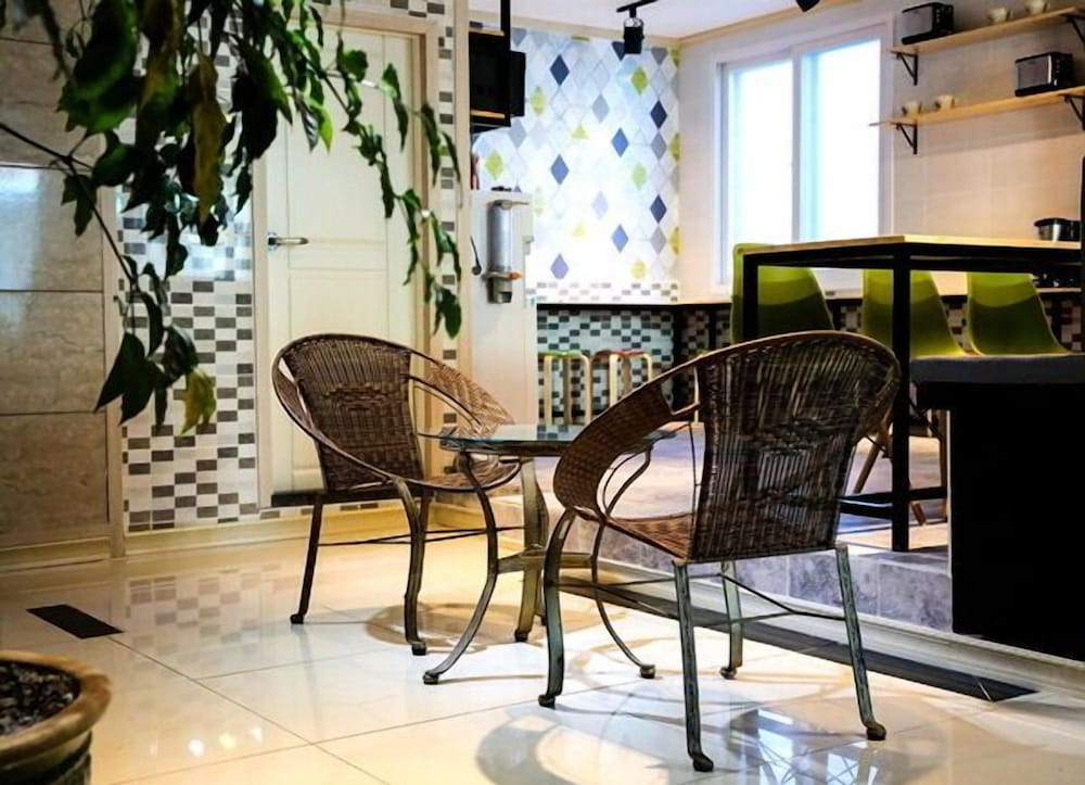 Фото Moiri Guesthouse - Hostel