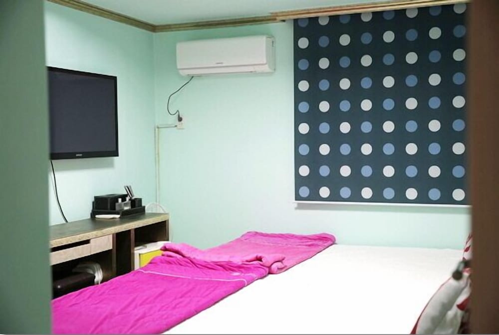 Фото Moiri Guesthouse - Hostel