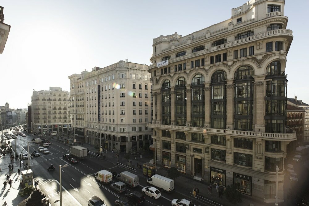 Фото Petit Palace Triball