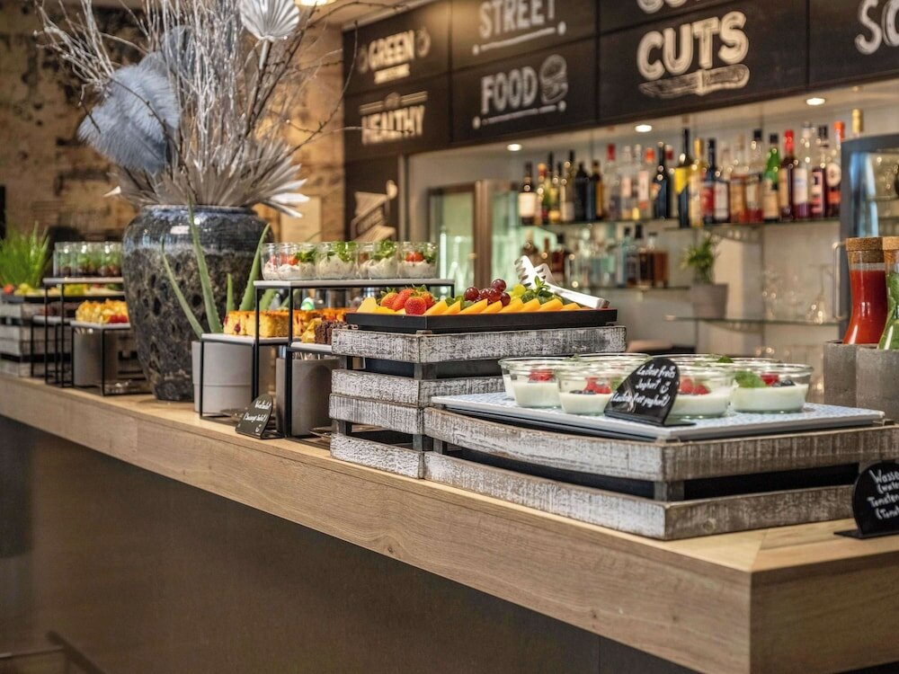 Фото Novotel Wien City