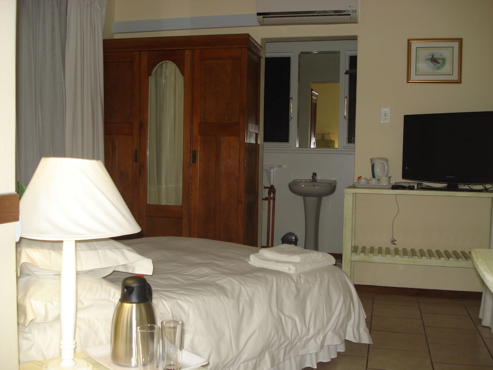 Фото The Guest House Pongola