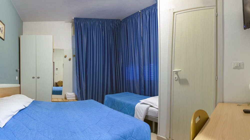 Фото Hotel Savina