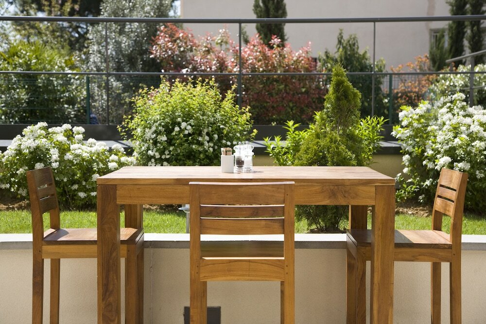 Фото Courtyard by Marriott Paris La Defense West - Colombes