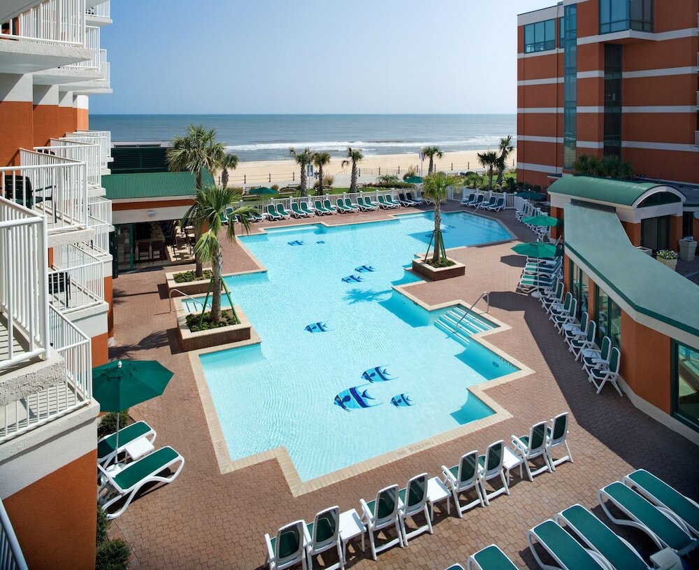 Фото Holiday Inn & Suites Virginia Beach North Beach, an Ihg Hotel