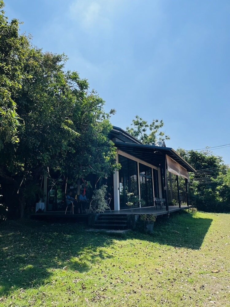 Фото Bualinn Resort Nongkhai