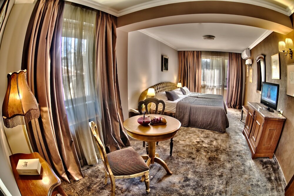 Фото Meg Lozenetz Hotel