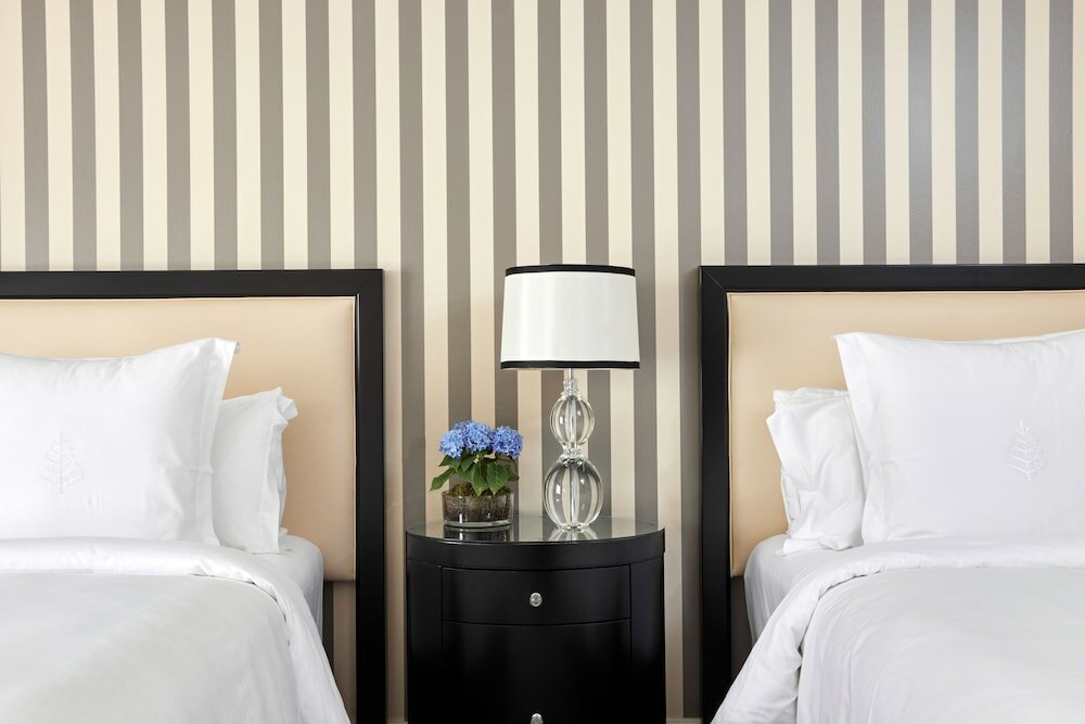 Фото Four Seasons Hotel Prague