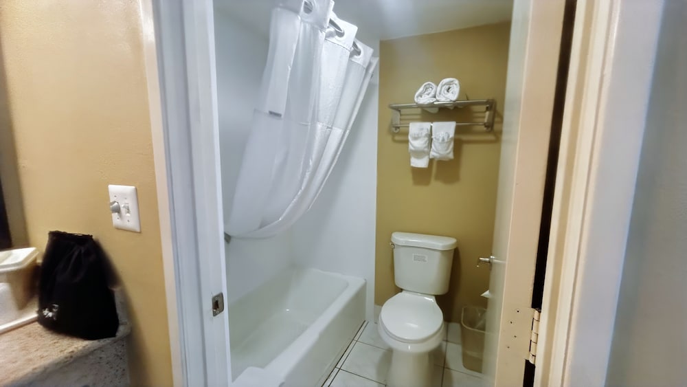 Фото Huntington Beach Inn