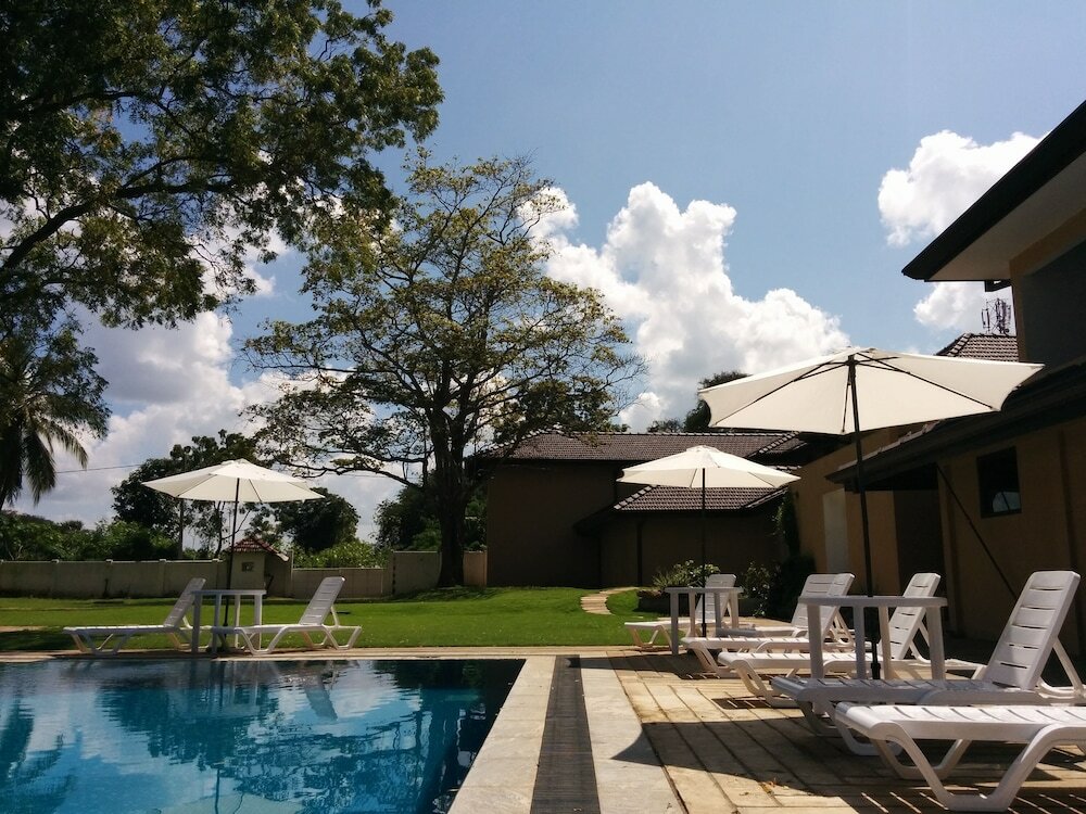 Фото Rajarata Hotel