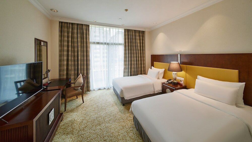 Фото Dong Fang Hotel 