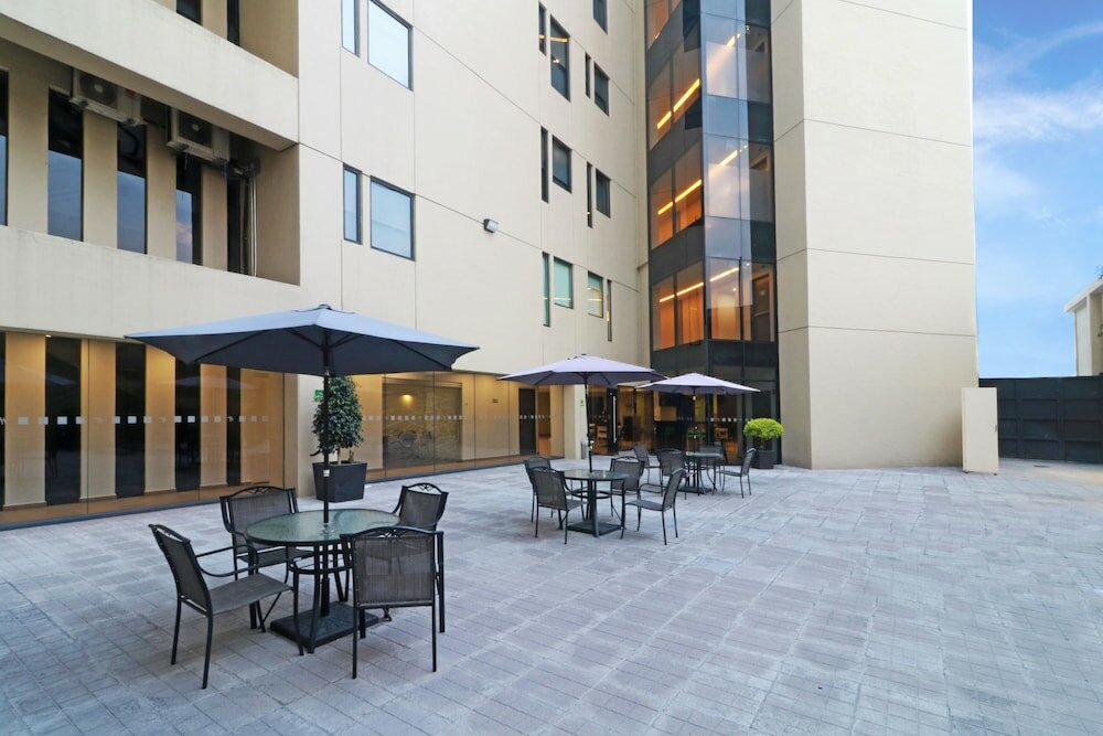 Фото Holiday Inn Express Mexico Aeropuerto