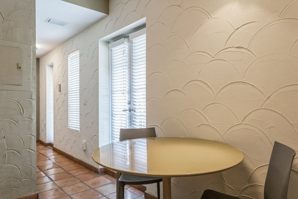 Фото Kasa El Paseo Miami Beach