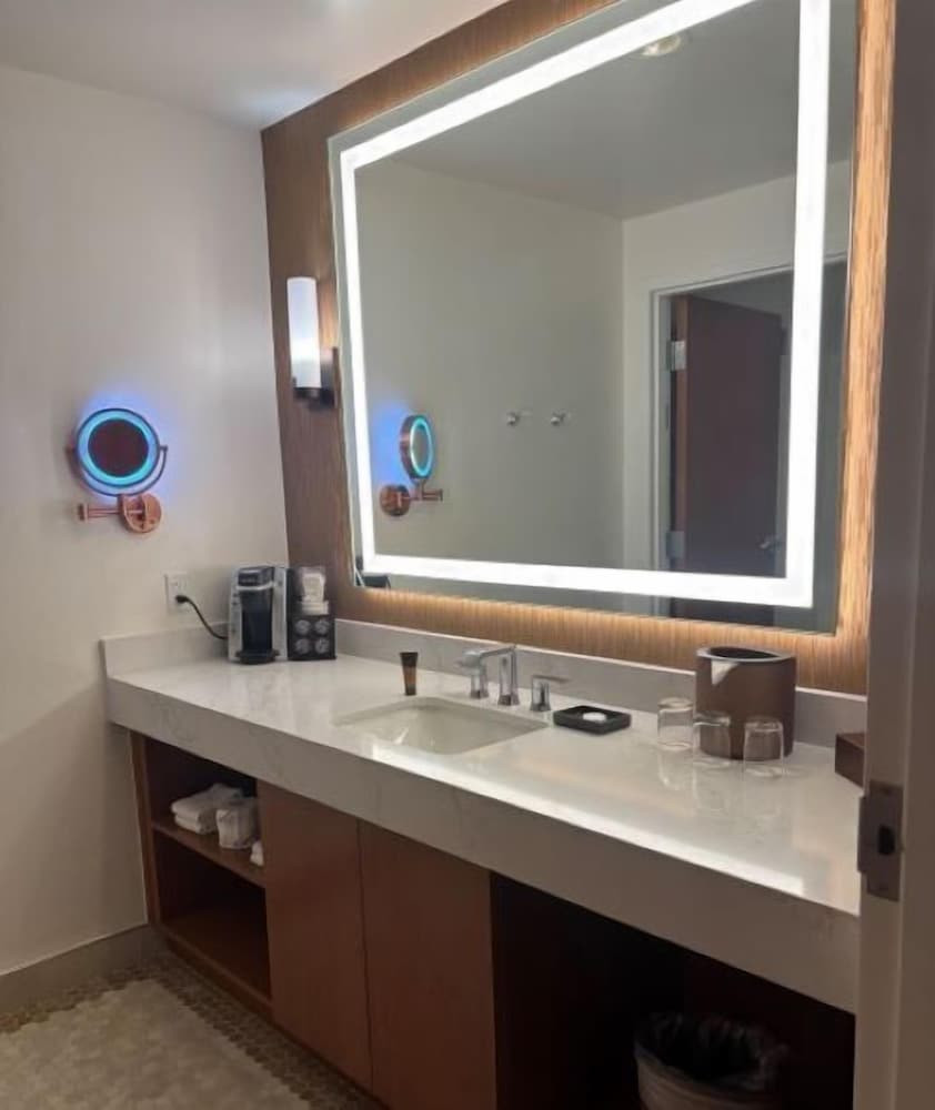 Фото South Point Hotel, Casino, and SPA