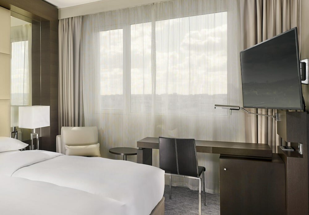 Фото Hyatt Regency Paris Etoile