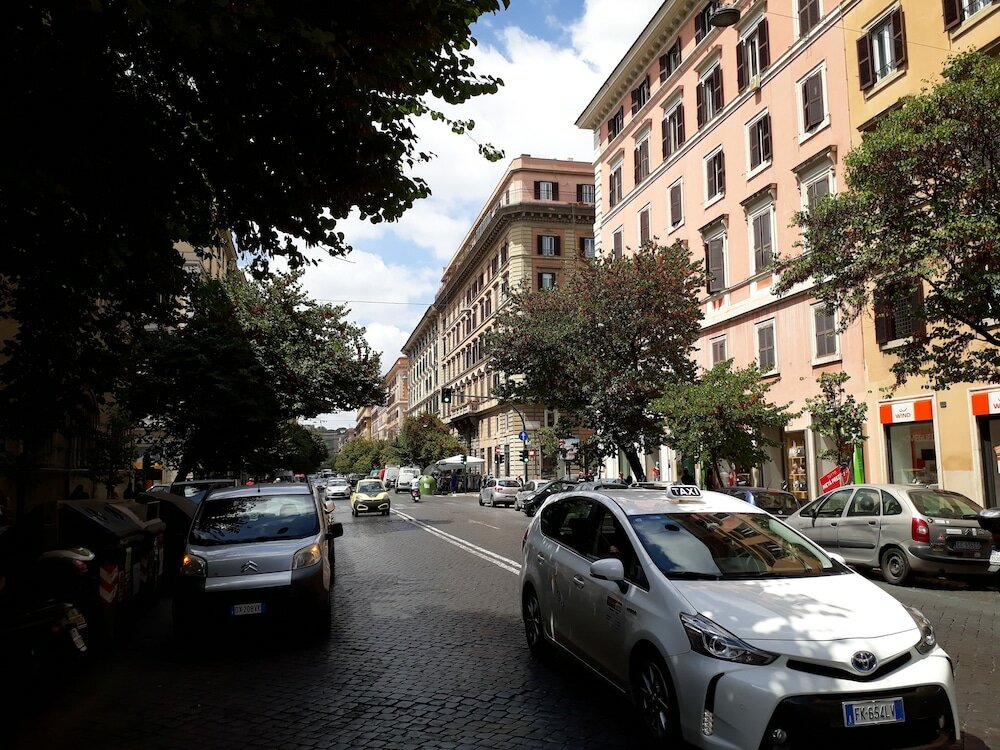 Фото Residenza Cola di Rienzo - Suite in Rome