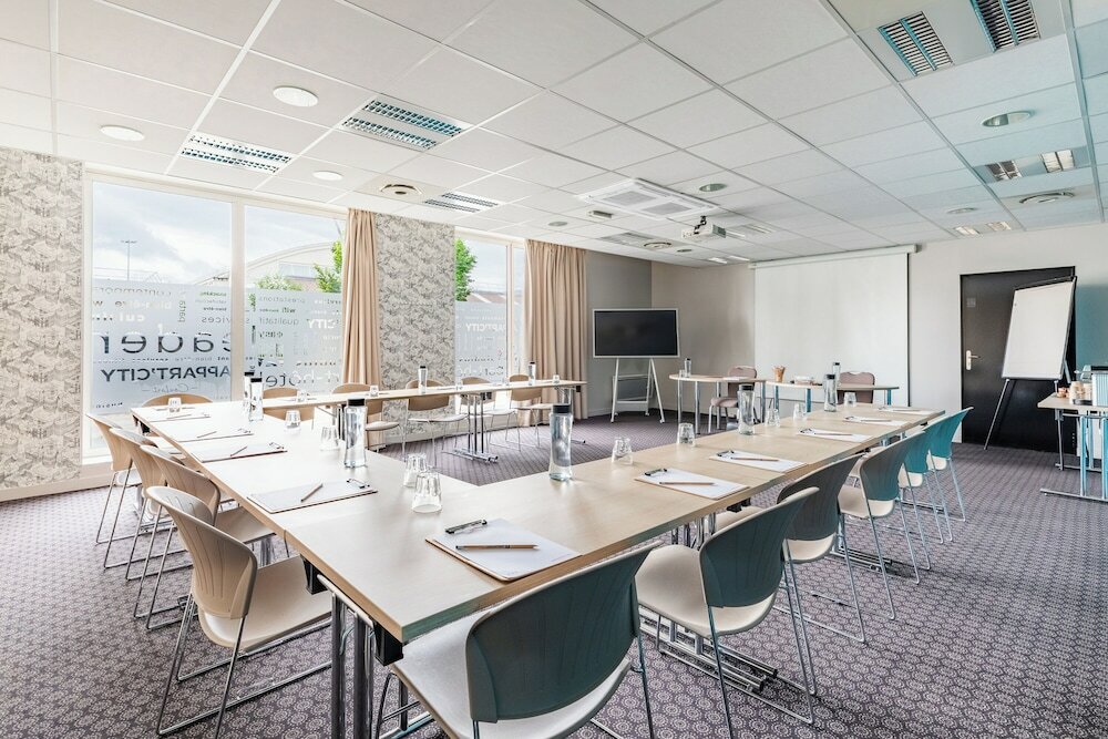 Фото Appart'City Confort Le Bourget - Aéroport