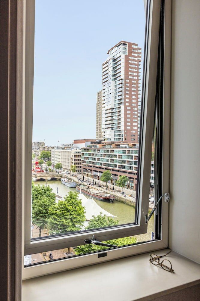 Фото Ibis Rotterdam City Centre