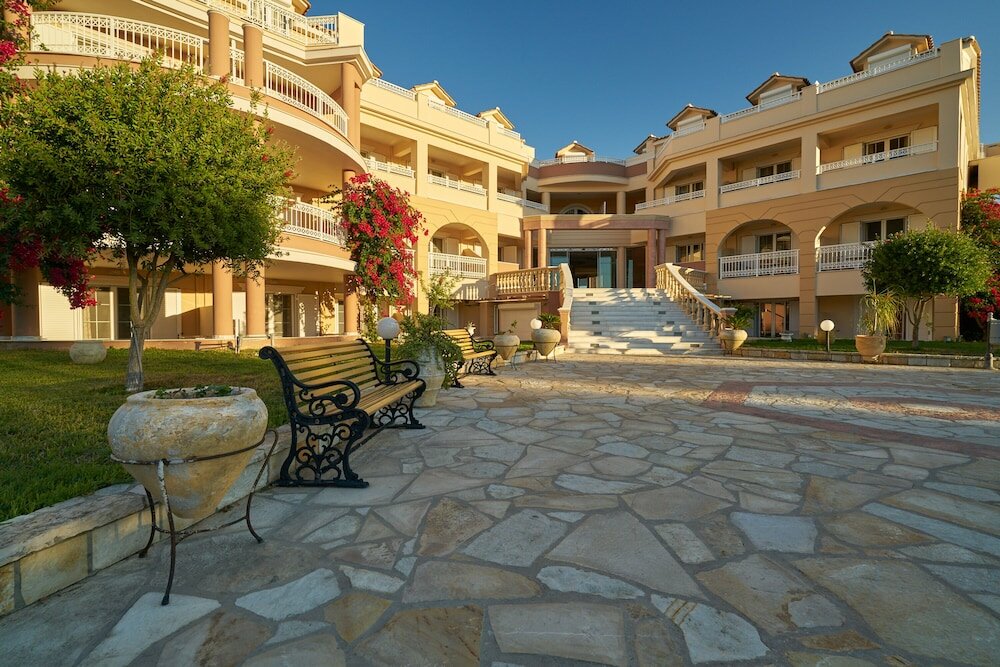 Фото Ionion Blue Hotel