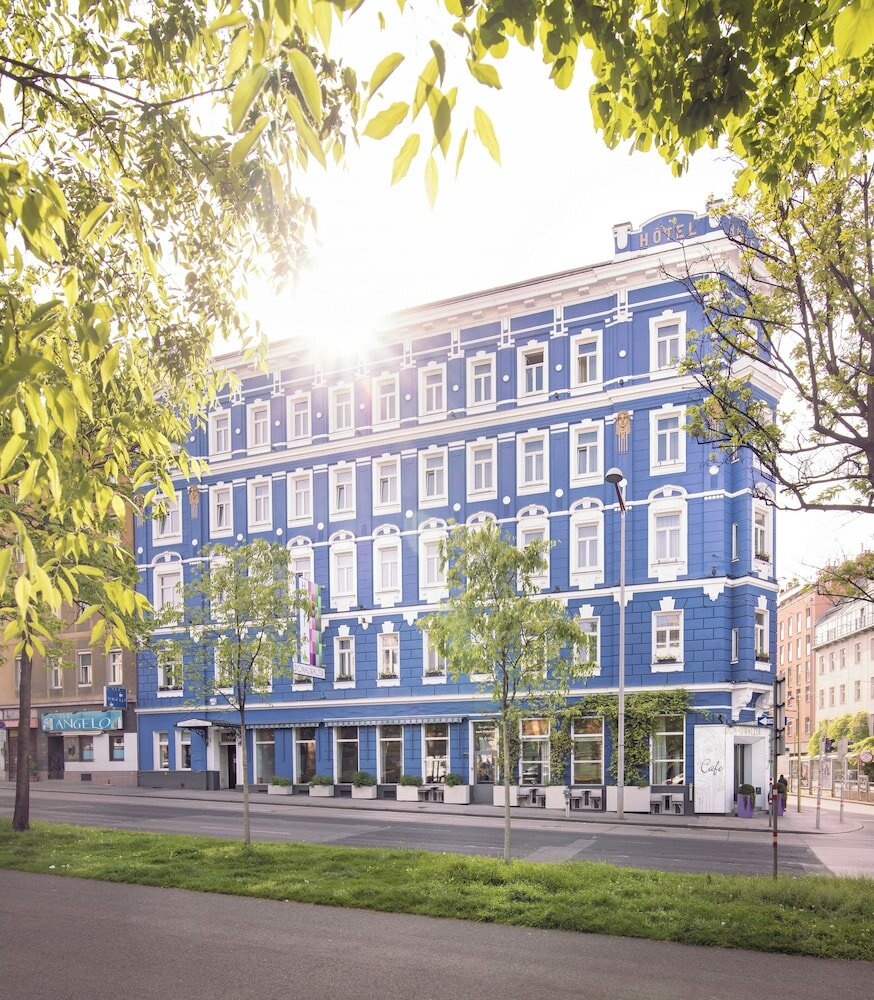 Фото отеля 4