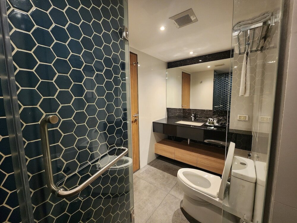 Фото Montana Hotel & Residence