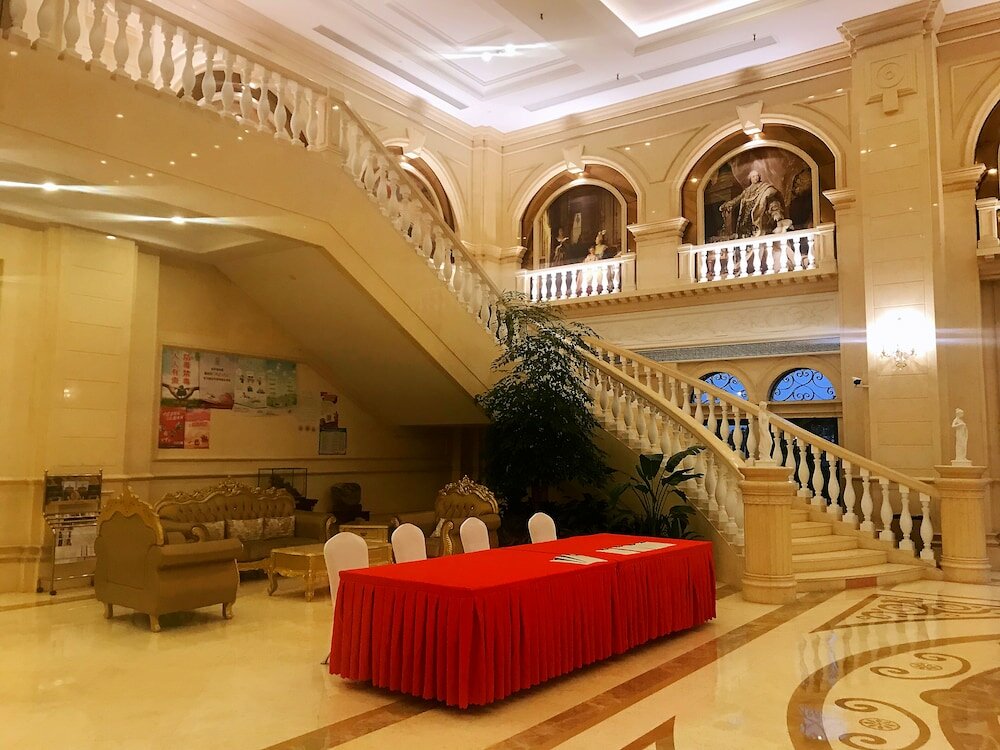 Фото Vienna International Hotel - Ningbo City West Xintiandi