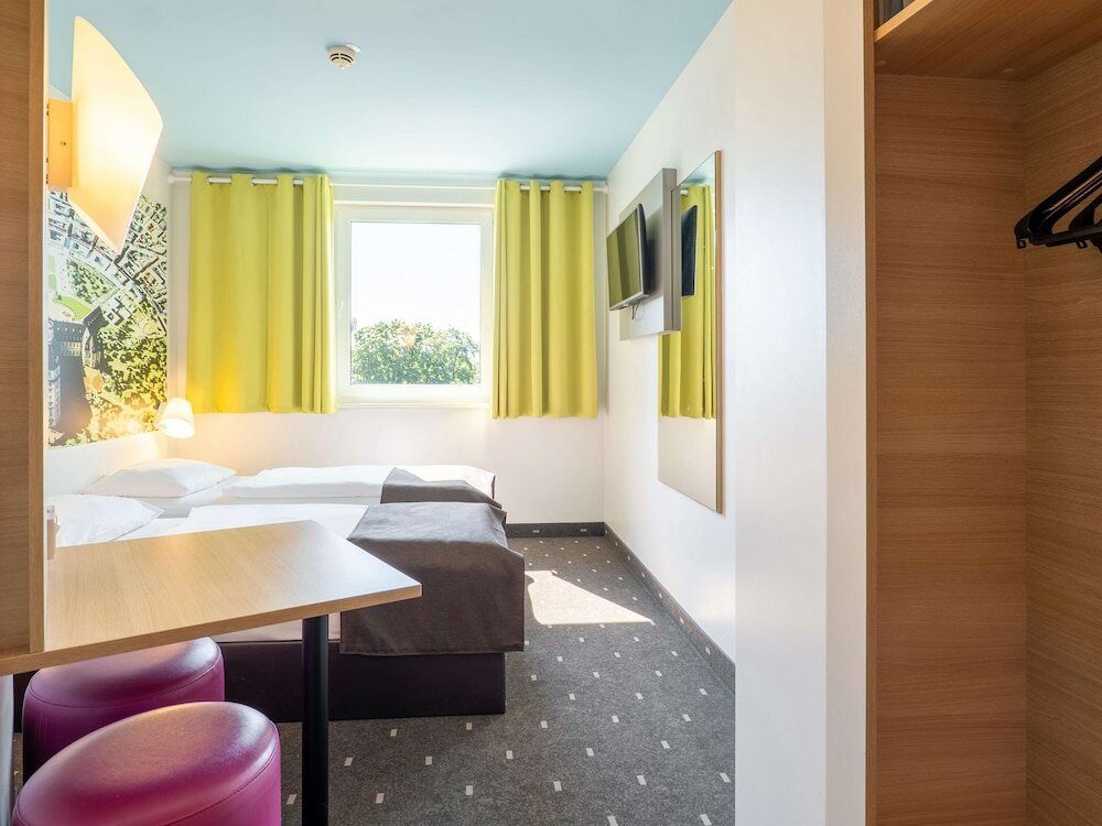 Фото B&b Hotel Karlsruhe