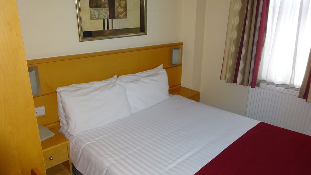 Фото Americana Hotel