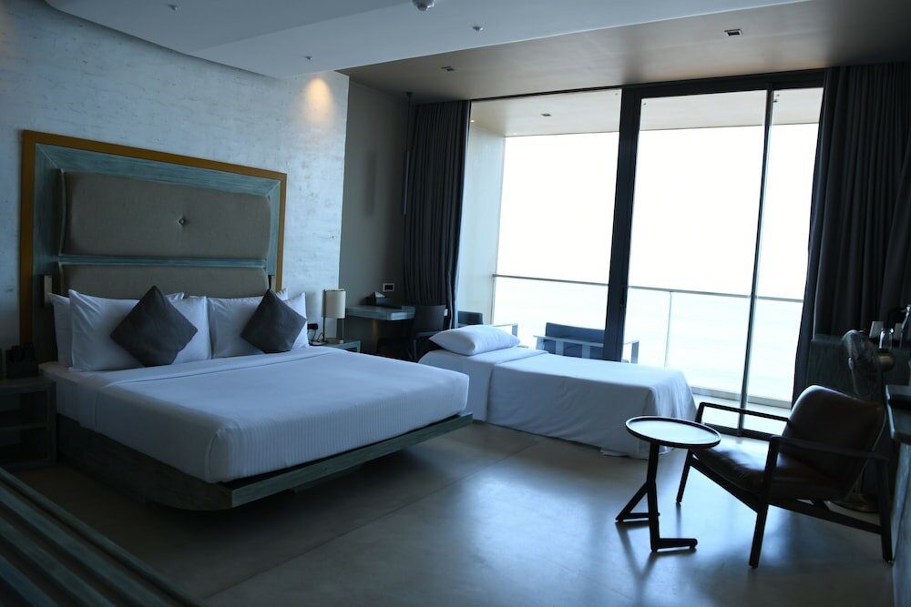 Фото Pledge Scape