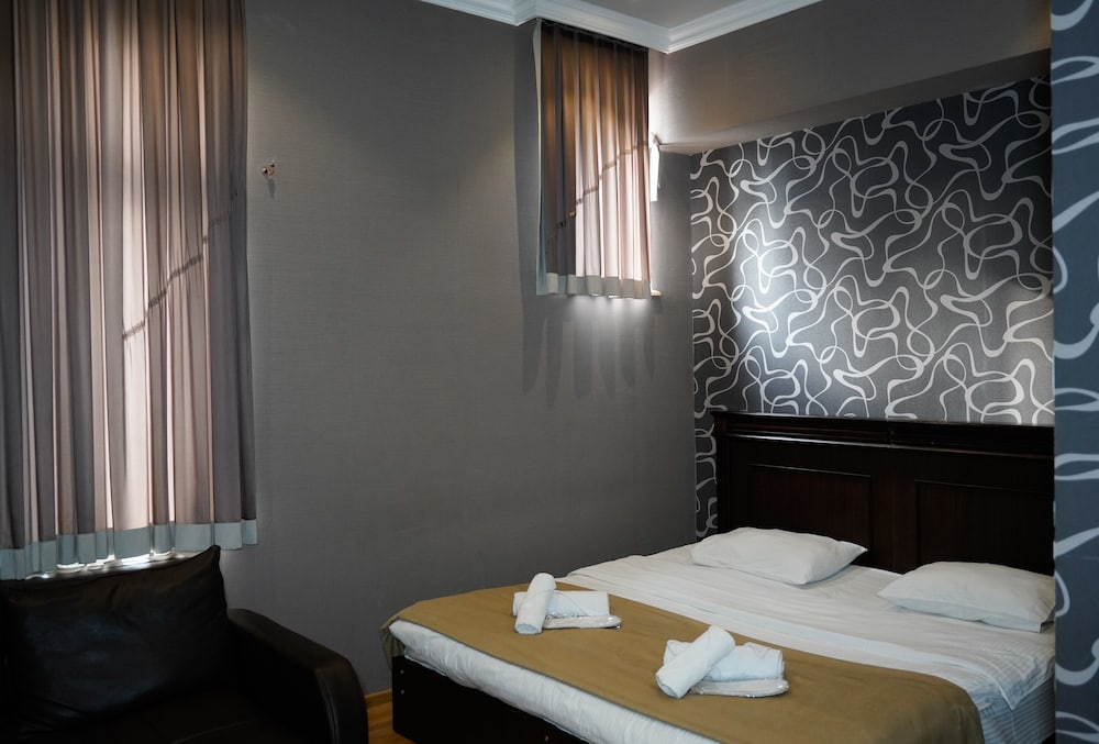 Фото Отель Monopoli Кутаиси