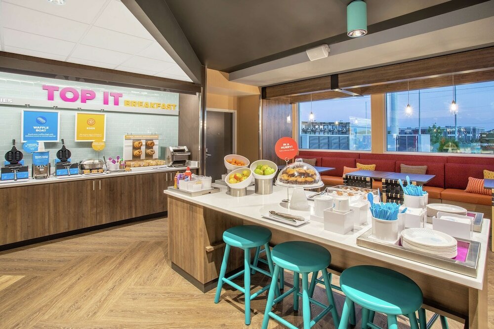 Фото Tru by Hilton Salt Lake City Midvale