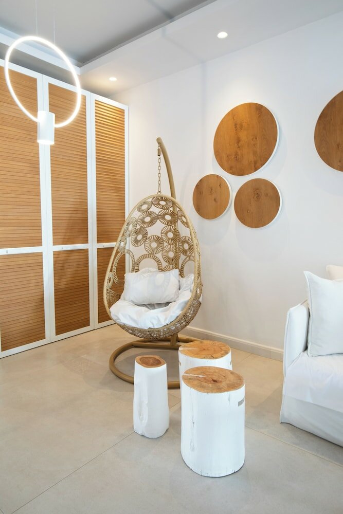 Фото Acrogiali Beachfront Hotel