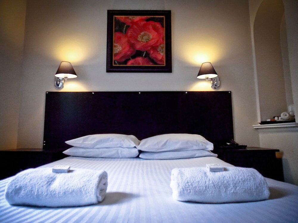 Фото The Victorian House