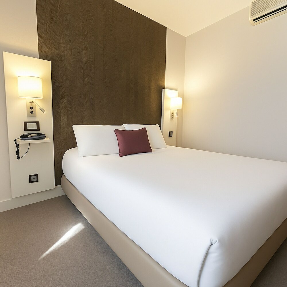 Фото Hotel Albert Elisabeth Gare Sncf