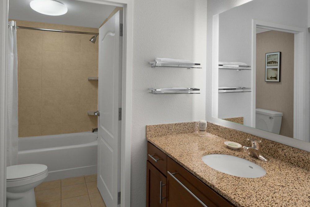 Фото Residence Inn by Marriott East Rutherford Meadowlands