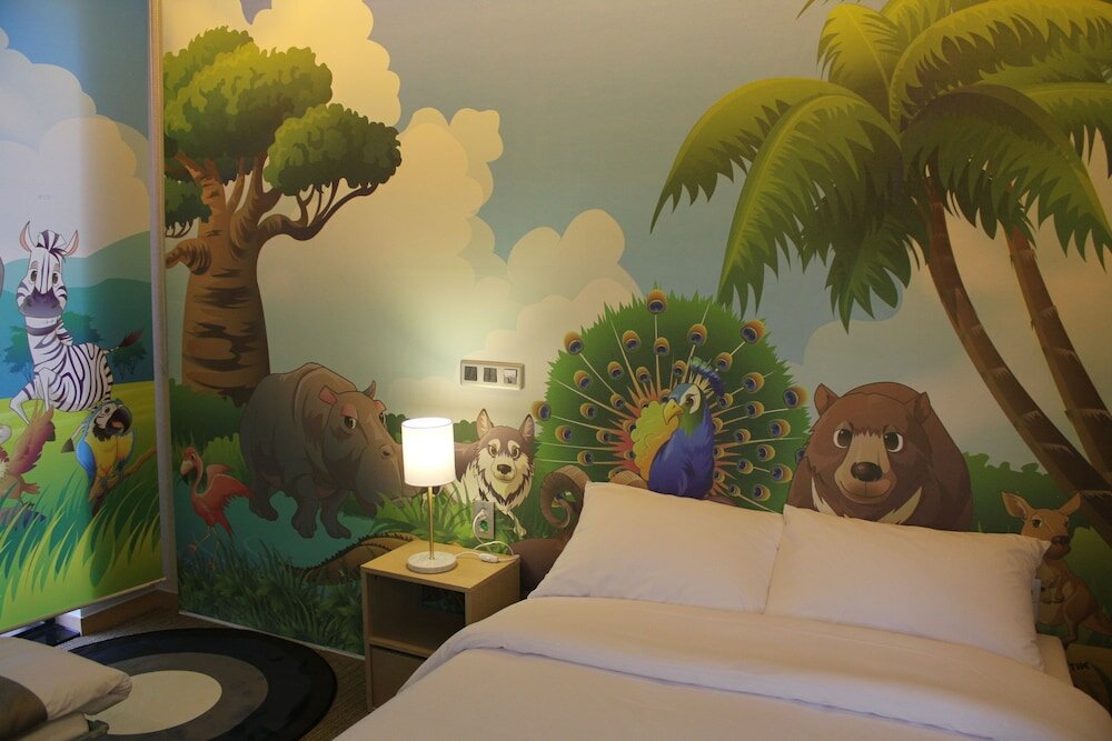 Фото Royal Emporium Hotel