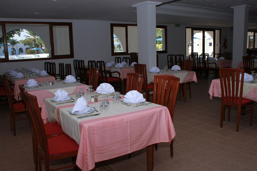 Фото Le Grand Hotels Des Thermes