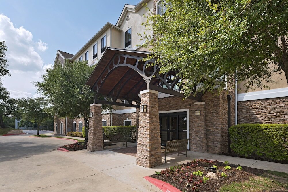 Фото Staybridge Suites Austin Nw, an Ihg Hotel